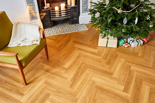 Amtico Spacia: Honey Oak